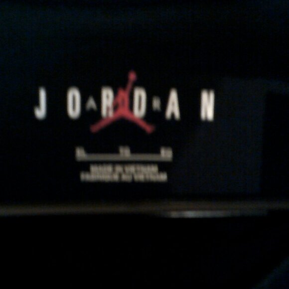 NEW AIR JORDAN "Jordan GFX Signature Tee" WOMEN'S BLACK T-SHIRT XL FV7200-010 - Picture 3 of 6